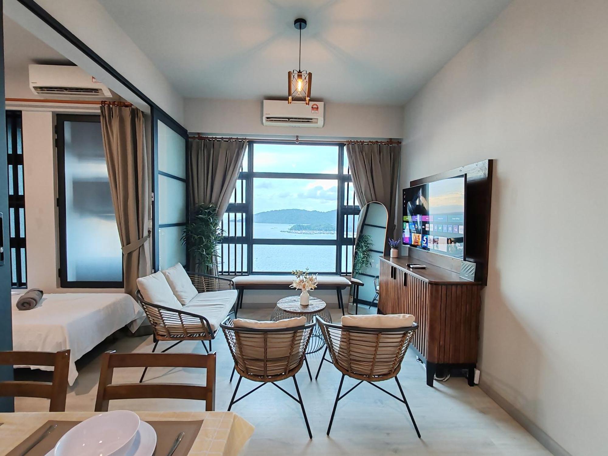 Jesselton Quay Sea View 2br 4pax Lv28 Apartment
