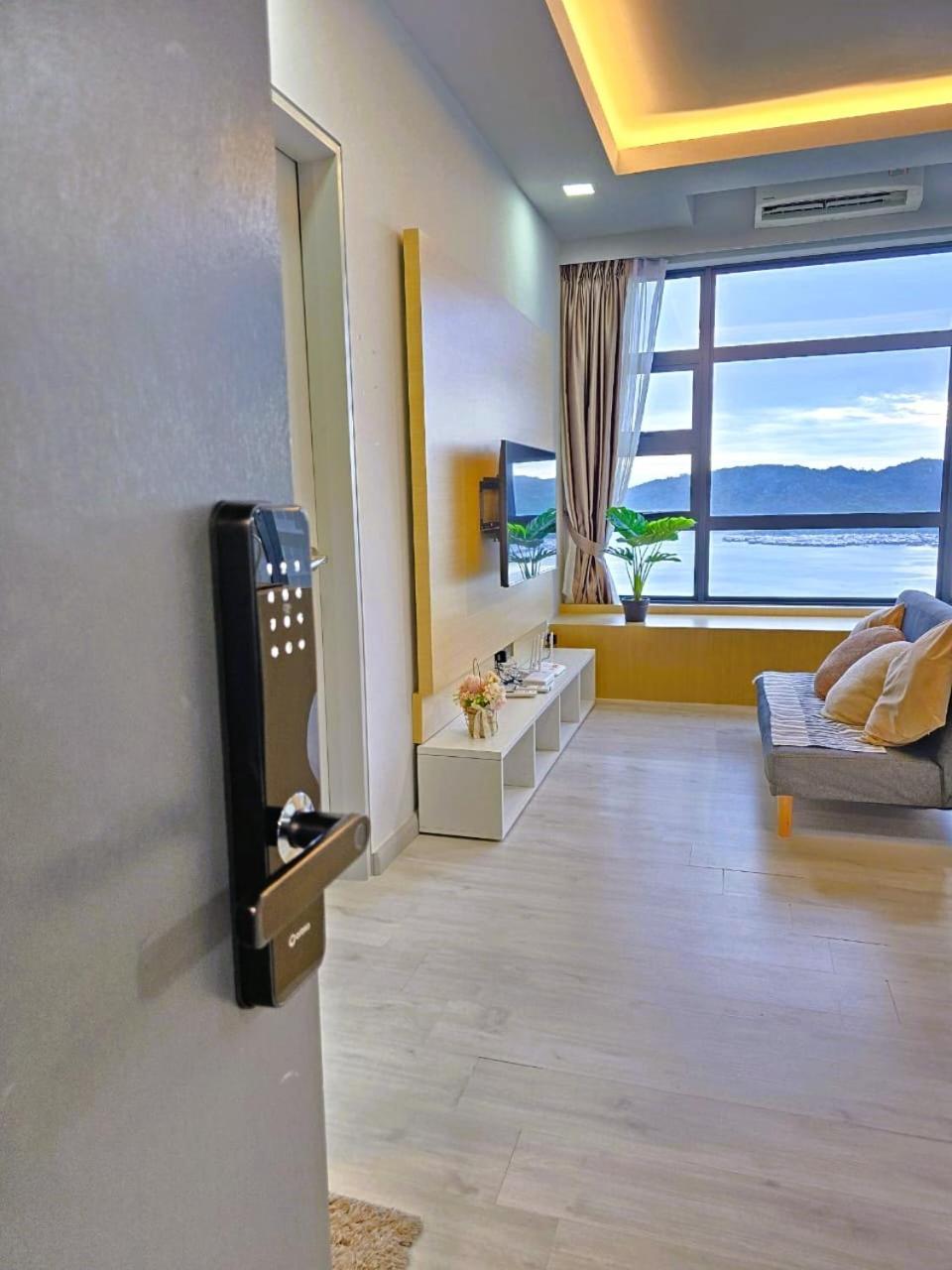 Apartment Jesselton Quay Sea View 2br 4pax Lv28 Kota Kinabalu
