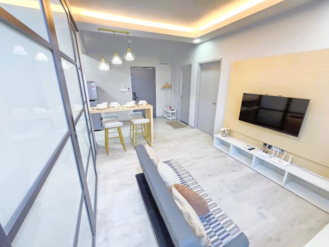 Jesselton Quay Sea View 2br 4pax Lv28 * Kota Kinabalu