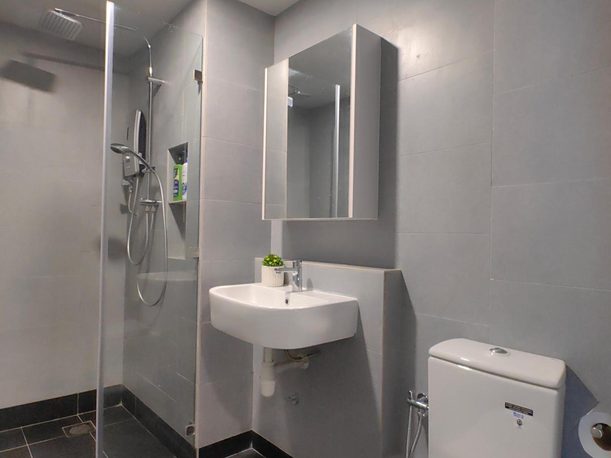 Jesselton Quay Sea View 2br 4pax Lv28 Apartment